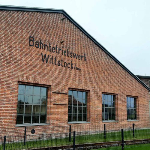 Ingenieurbüro Willmann GmbH - Referenzen, Denkmalschutz, Umbau Lokschuppen Wittstock zu einem Präsentations- und Ausstellungszentrum